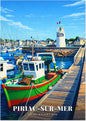 Piriac-sur-Mer — Le Chalutier Vert Amarré au Ponton face au Phare Blanc du Port de Loire-Atlantique