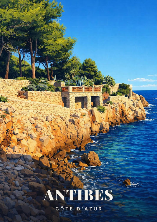 Antibes — Sentier du Littoral et Falaises Dorées du Cap face à la Grande Bleue