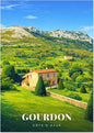 Gourdon — Mas Provençal aux Ifs Taillés face aux Collines Calcaires de la Côte d'Azur